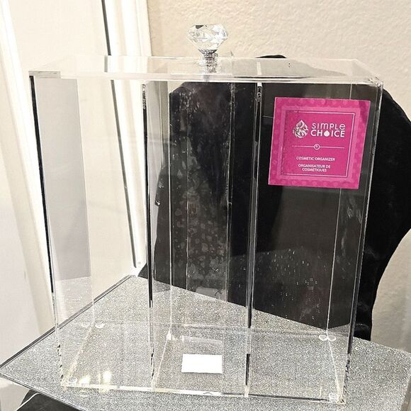 Simple Choice Clear Acrylic Cosmetic Organizer - Picture 10 of 11